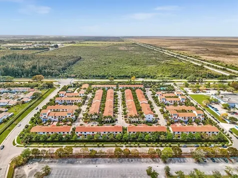 20973 NW 1st Drive Pembroke Pines FL 33029