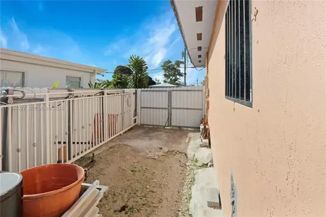 12245 SW 218th Street Miami FL 33170