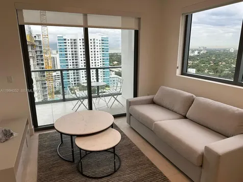 239 SW 9th Street Miami FL 33130
