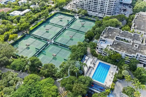201 Crandon Boulevard Key Biscayne FL 33149