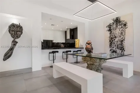 201 Crandon Boulevard Key Biscayne FL 33149