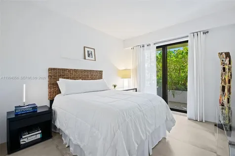 201 Crandon Boulevard Key Biscayne FL 33149