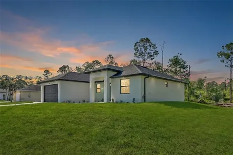 2102 E 13th Street Lehigh Acres FL 33972