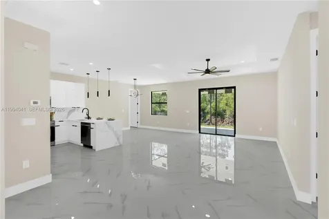 2102 E 13th Street Lehigh Acres FL 33972