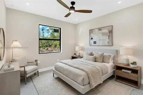 2102 E 13th Street Lehigh Acres FL 33972