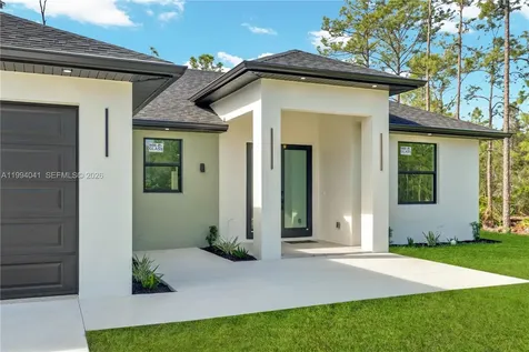 2102 E 13th Street Lehigh Acres FL 33972
