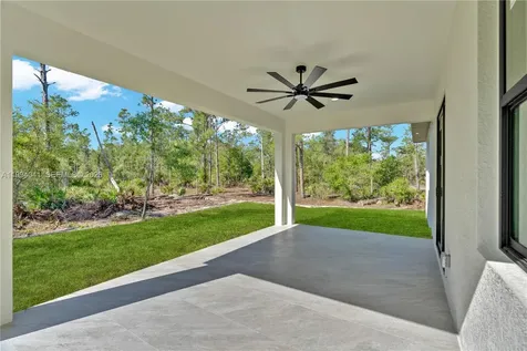2102 E 13th Street Lehigh Acres FL 33972