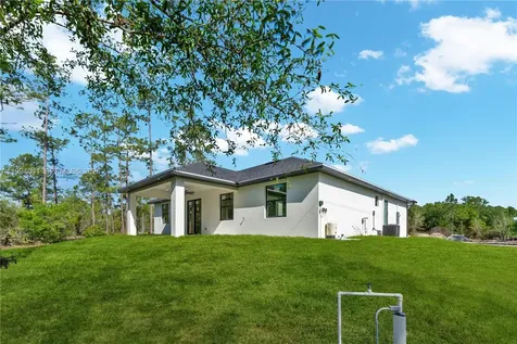 2102 E 13th Street Lehigh Acres FL 33972