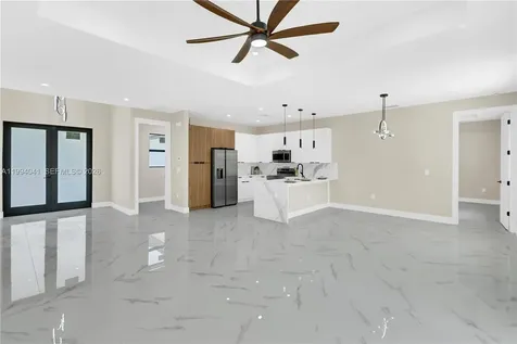 2102 E 13th Street Lehigh Acres FL 33972