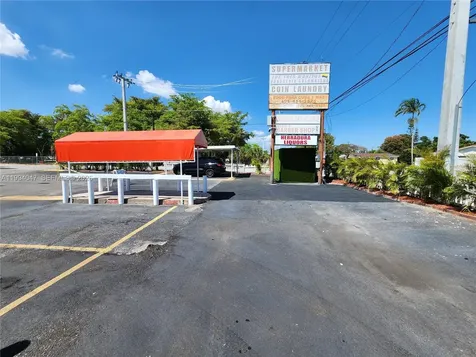 5390 W 12 Avenue Hialeah FL 33012