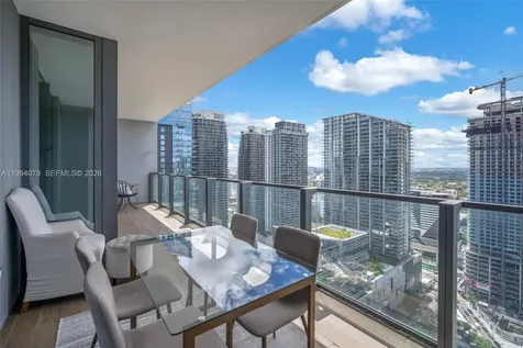 68 SE 6th Street Miami FL 33131