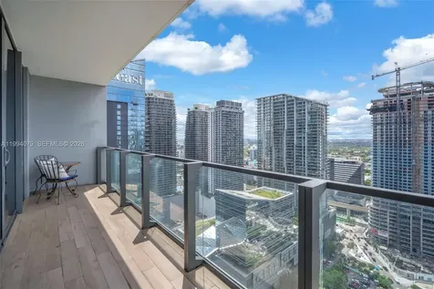 68 SE 6th Street Miami FL 33131