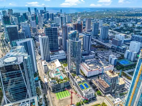851 NE 1st Avenue Miami FL 33132