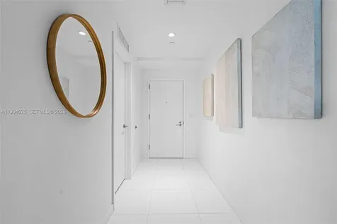 851 NE 1st Avenue Miami FL 33132