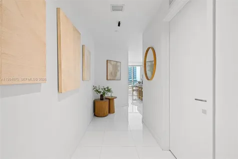 851 NE 1st Avenue Miami FL 33132