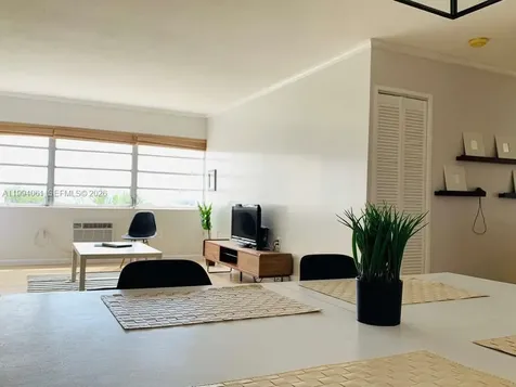 220 Kings Point Drive Sunny Isles Beach FL 33160