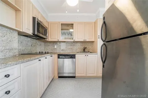 220 Kings Point Drive Sunny Isles Beach FL 33160