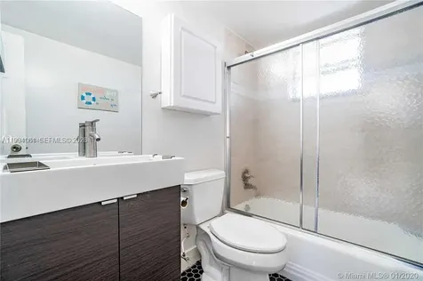 220 Kings Point Drive Sunny Isles Beach FL 33160