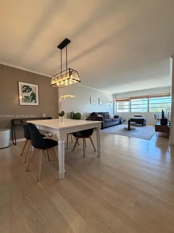 220 Kings Point Drive Sunny Isles Beach FL 33160