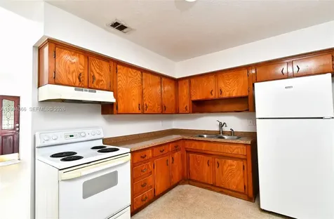25 N Maples Street Lehigh Acres FL 33936