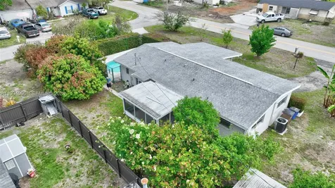 25 N Maples Street Lehigh Acres FL 33936