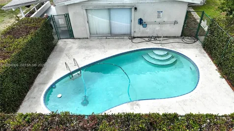 25 N Maples Street Lehigh Acres FL 33936