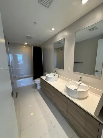121 NE 34th Street Miami FL 33137