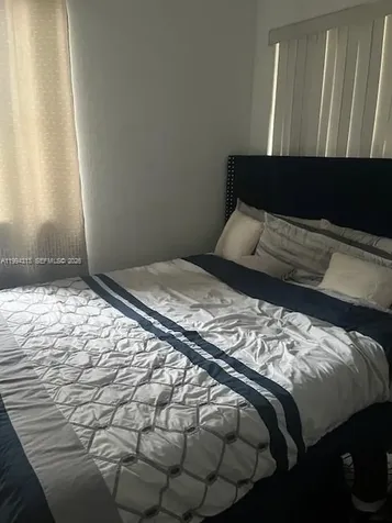 3529 NW 29th Place Lauderdale Lakes FL 33311