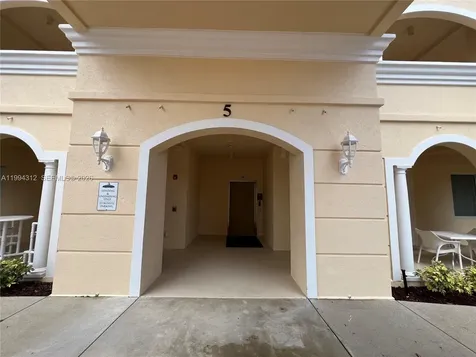 5 E Harbour Isle Fort Pierce FL 34949