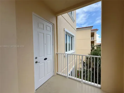 5 E Harbour Isle Fort Pierce FL 34949