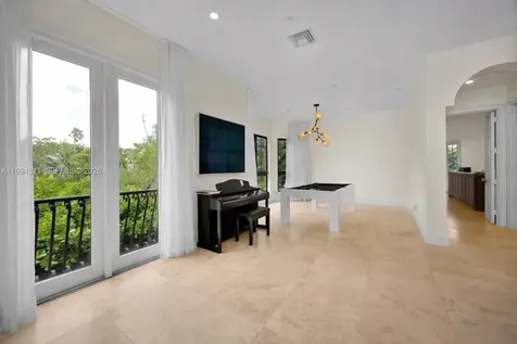 3471 Main Highway Miami FL 33133