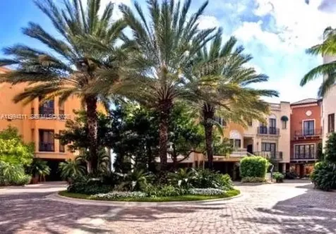 3471 Main Highway Miami FL 33133