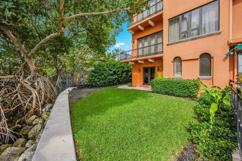 3471 Main Highway Miami FL 33133