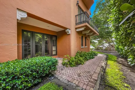 3471 Main Highway Miami FL 33133