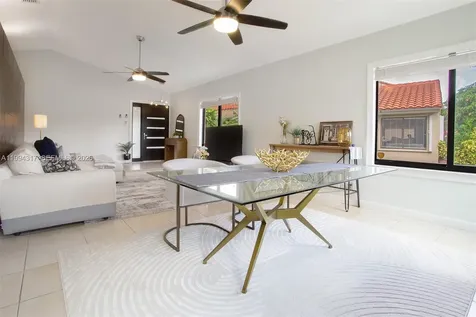 524 Village Lake Drive Weston FL 33326