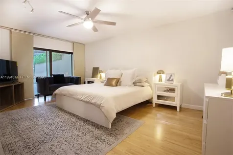 524 Village Lake Drive Weston FL 33326