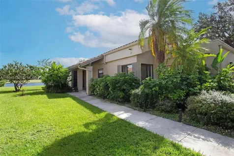 524 Village Lake Drive Weston FL 33326