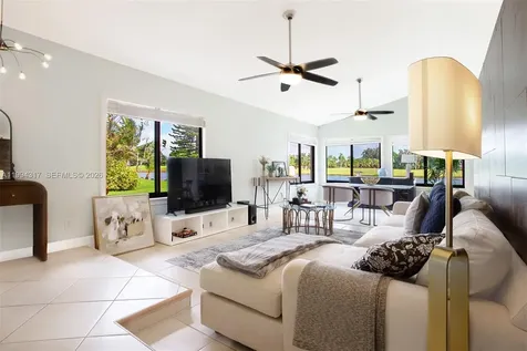524 Village Lake Drive Weston FL 33326