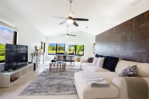524 Village Lake Drive Weston FL 33326