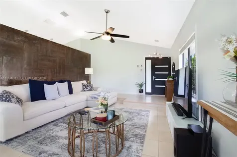 524 Village Lake Drive Weston FL 33326