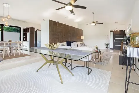 524 Village Lake Drive Weston FL 33326