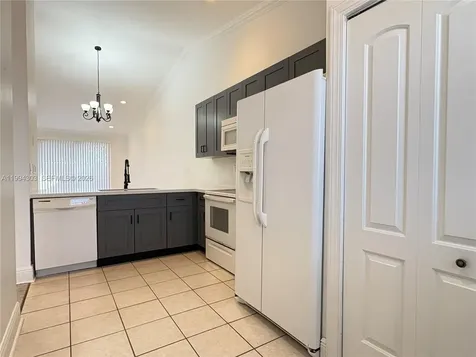 6702 NW 190th Street Hialeah FL 33015