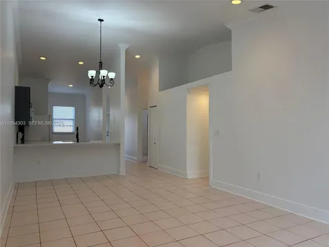 6702 NW 190th Street Hialeah FL 33015