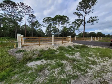 610 S Quebrada Street Clewiston FL 33440