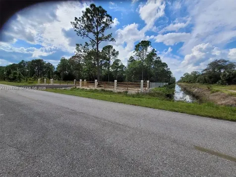 610 S Quebrada Street Clewiston FL 33440