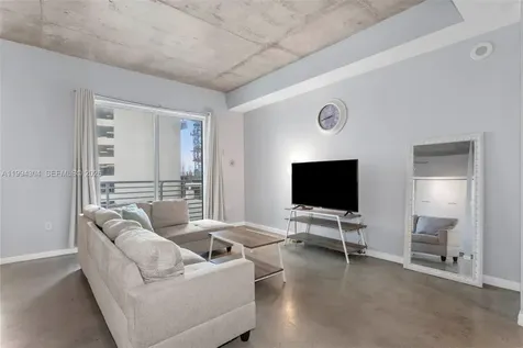 234 NE 3rd Street Miami FL 33132