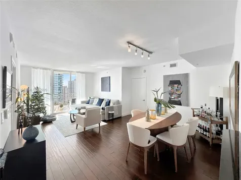 335 S Biscayne Boulevard Miami FL 33131