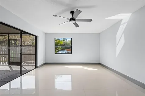 4843 NW 95th Avenue Sunrise FL 33351