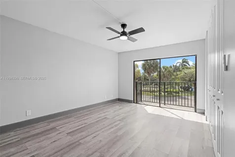 4843 NW 95th Avenue Sunrise FL 33351
