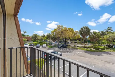 4843 NW 95th Avenue Sunrise FL 33351